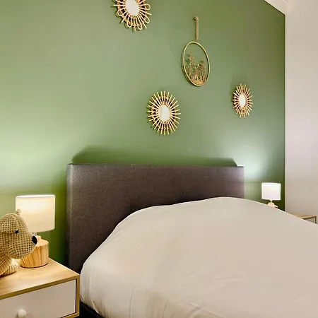 Chez Marie - La Bien Aimee *